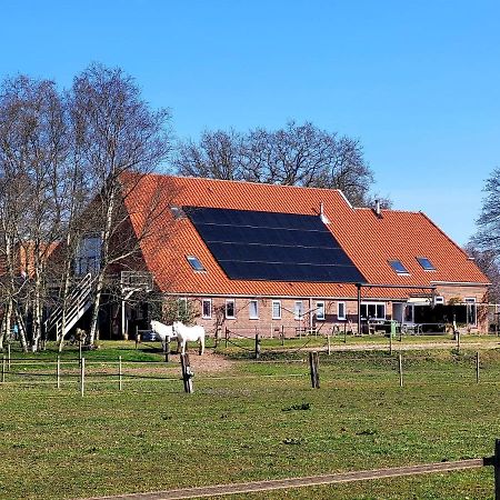 Slaopen En Stoet Bed & Breakfast Anderen Екстериор снимка