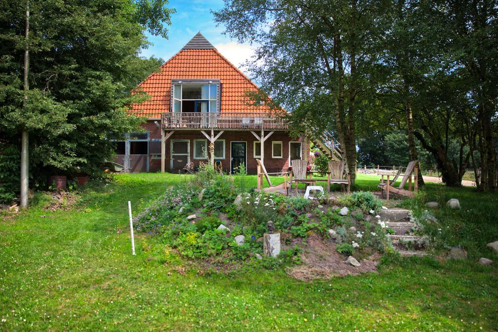 Slaopen En Stoet Bed & Breakfast Anderen Екстериор снимка